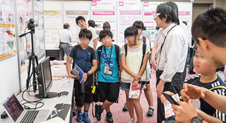 ポスター展示/デモ・体験コーナー