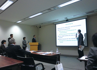 Figure 3: ZB MED director Ulrich Korwitz asks a question of Jun Adachi, director of NII’s Cyber Science Infrastructure Development Department