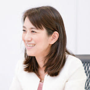 滝田恭子